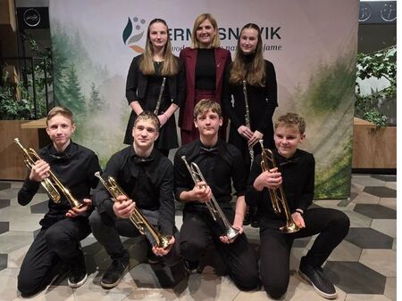 LITERARNI VECER 2026 TERM SNOVIK - Godba Tuhinjska dolina